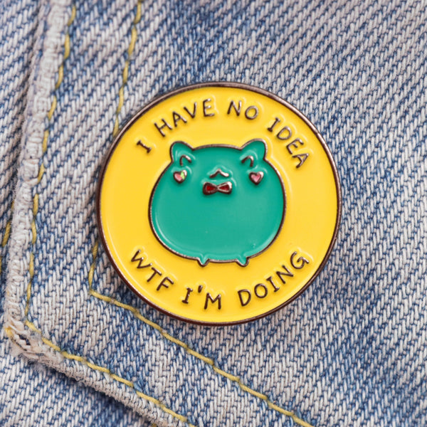 Fluffmallow - Kawaii frog idk what I'm doing funny enamel pin bagde