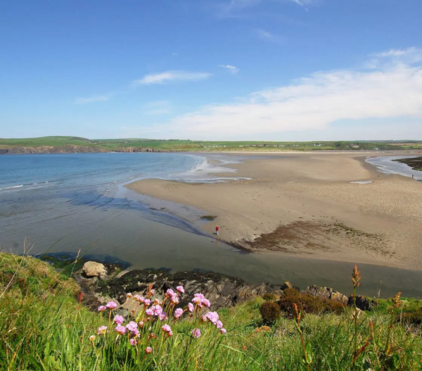 HOLIDAY COTTAGE COMPETITION