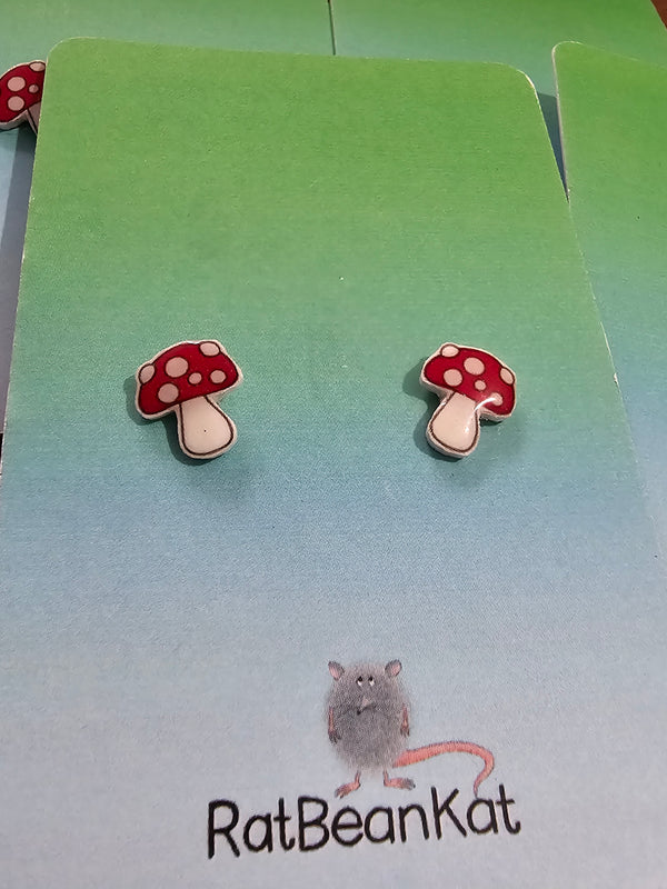 Little Toadstool earrings set