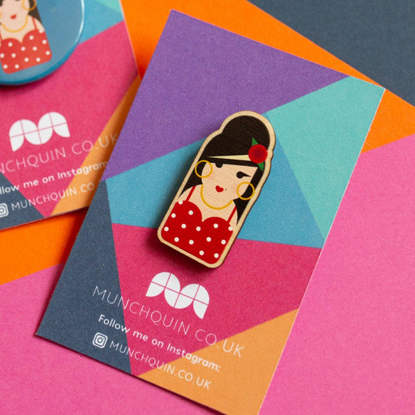 Munchquin - Amy Winehouse eco-friendly wooden pin